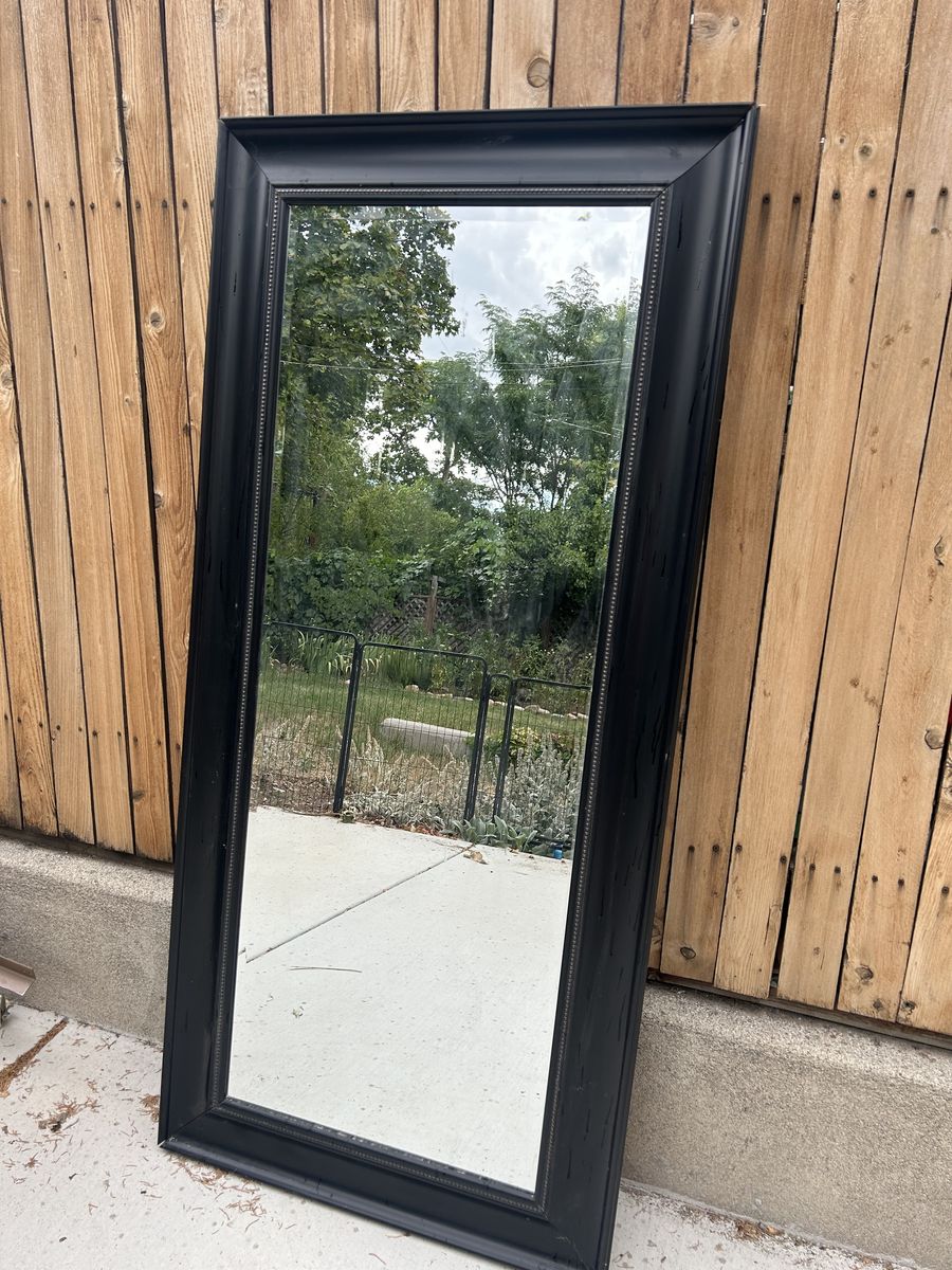 Framed mirror
