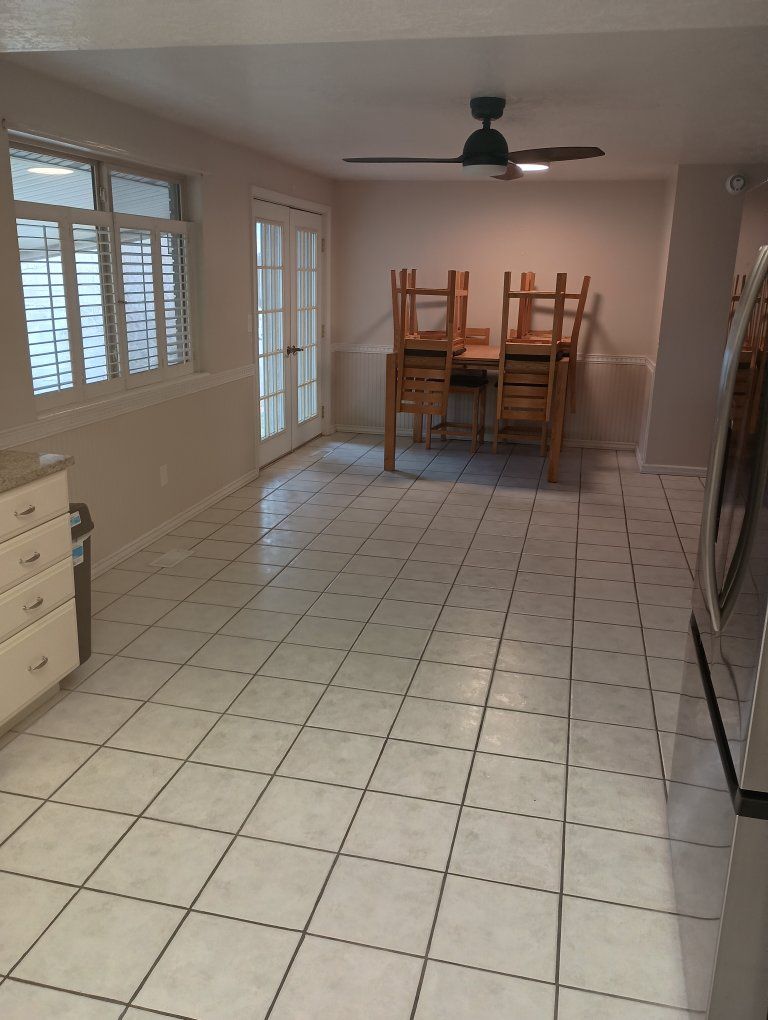 Main image 11