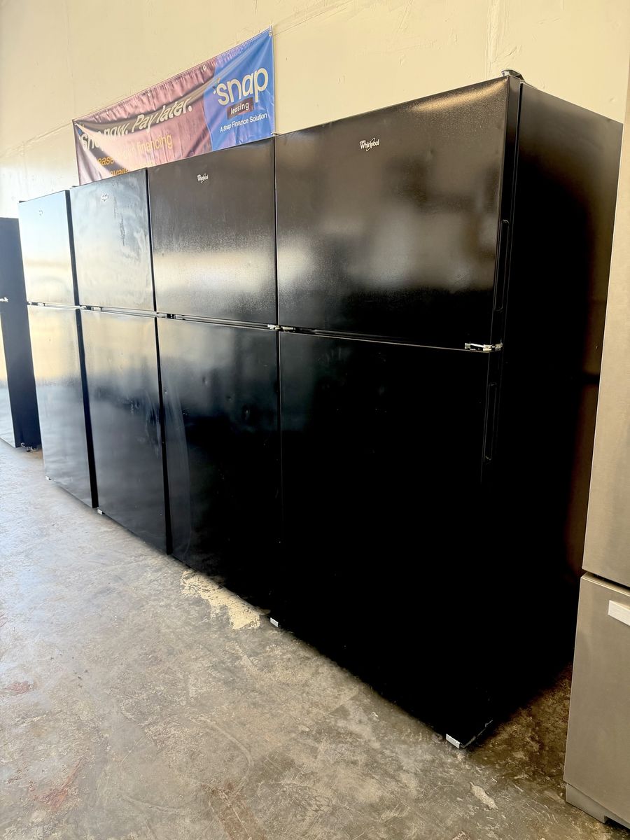 Whirlpool Black Top Freezer Refrigerator