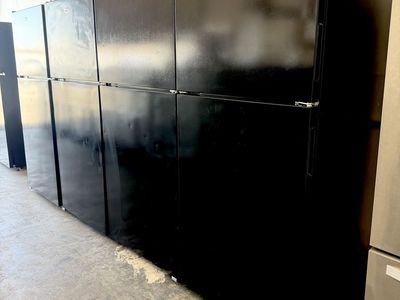 Whirlpool Black Top Freezer Refrigerator
