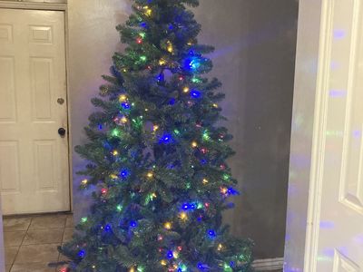 Holiday Living LED Multicolor Pre Lit Artificial Christmas Tree 7.5 ft Like New