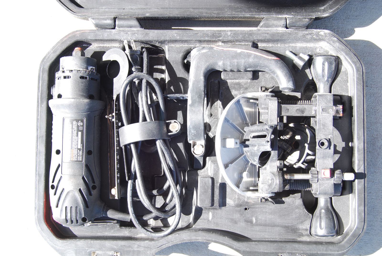 Craftsman corded roto-zip drywall tool with case and bits.