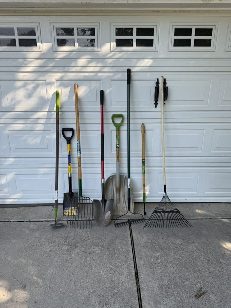 Set Of Like New Garden Tools