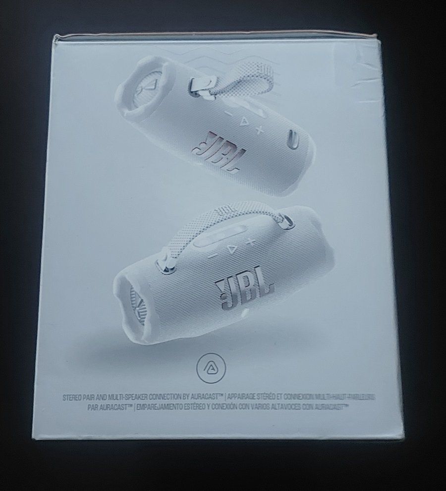 Main image 4