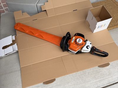 STIHL HS 82 Professional Hedge Trimmer
