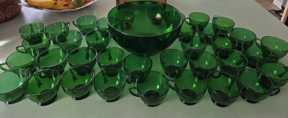 vintage anchor Hocking Forest green punch bowl set