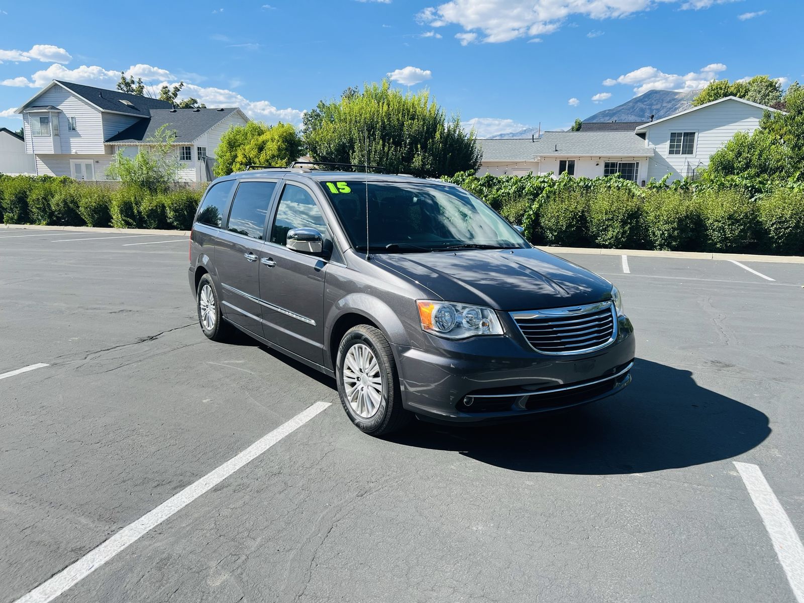 2015 Chrysler Town and Country Touring-L