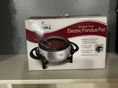 Fondue pot