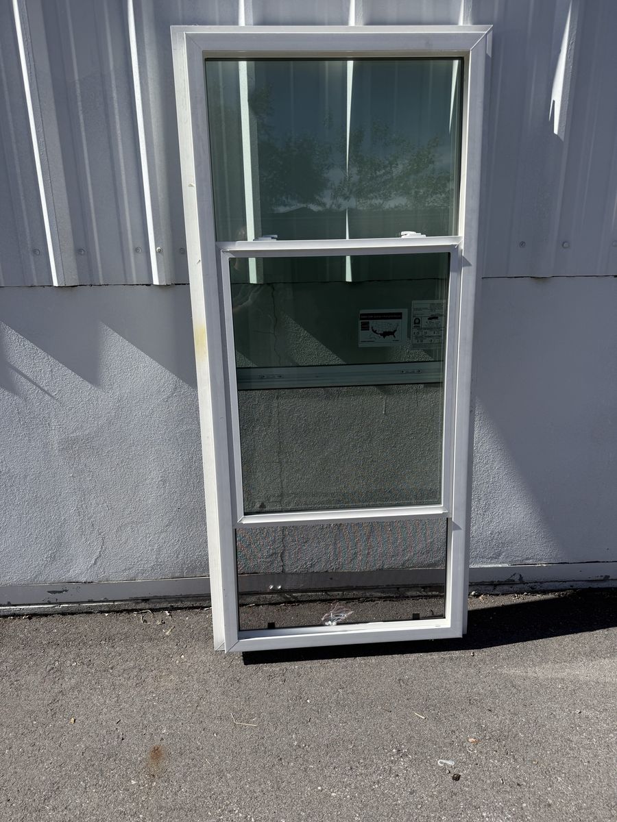 Main image 3