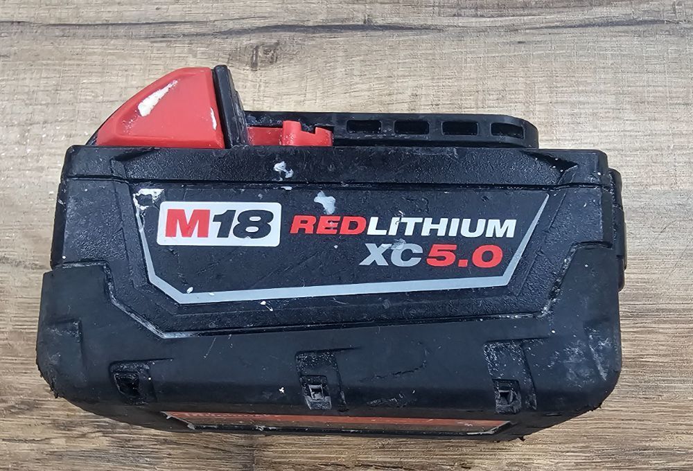 MILWAUKEE 18V 5AH BATTERY