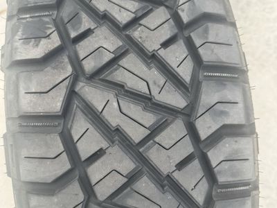 Nitto Ridge Grapplers. 275/60 R20