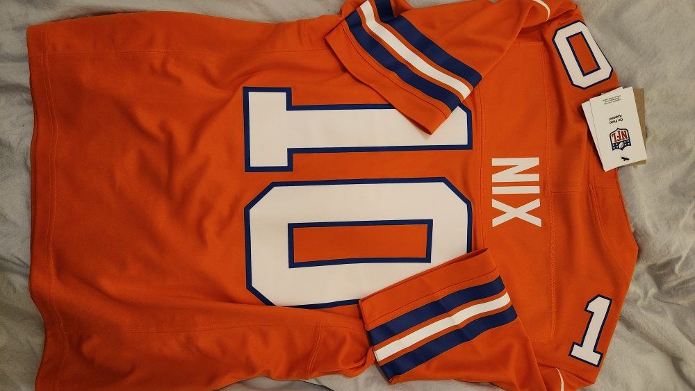 Denver Broncos Nix #10 Nike Dri-Fit NFL Football Jersey - Men's Size Medium