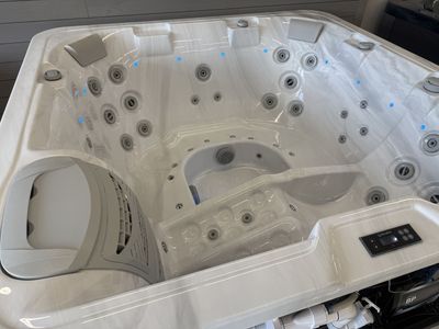 brand new 110 plug n play