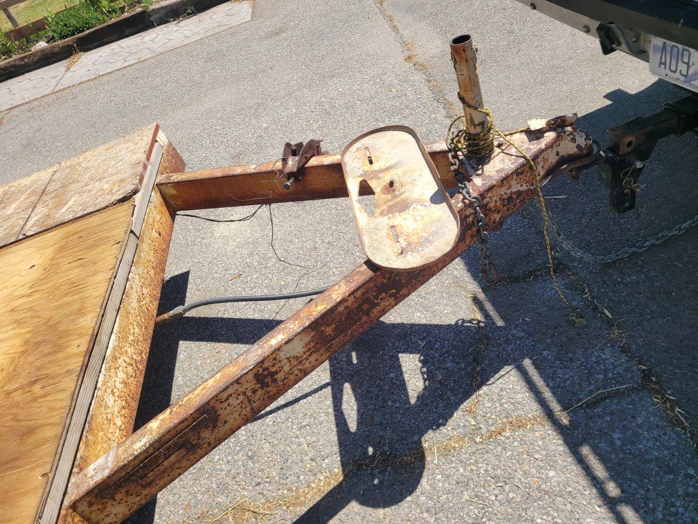 Main image 3