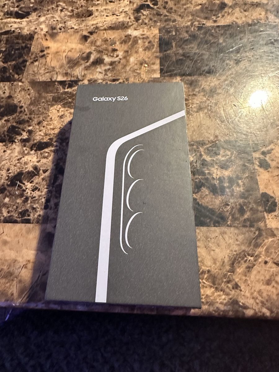 Samsung Galaxy S26 Smartphone New in Box