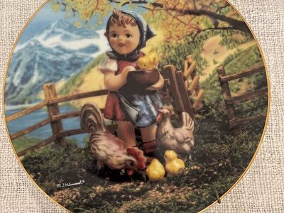 Vintage Hummel plate