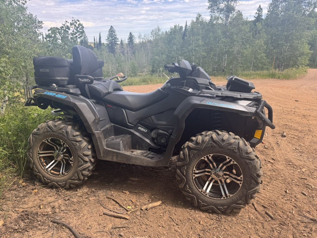 Can Am Outlander  Max Xt