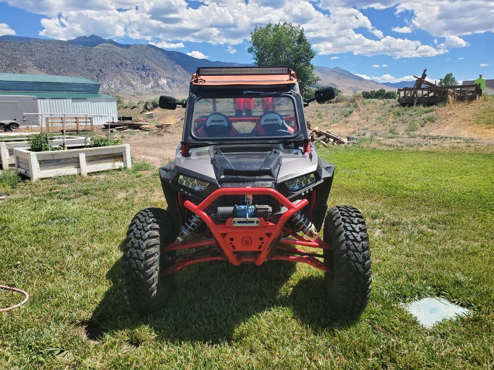 2016 RZR 1000 Highlifter