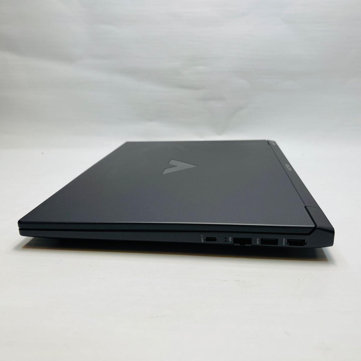 Main image 3