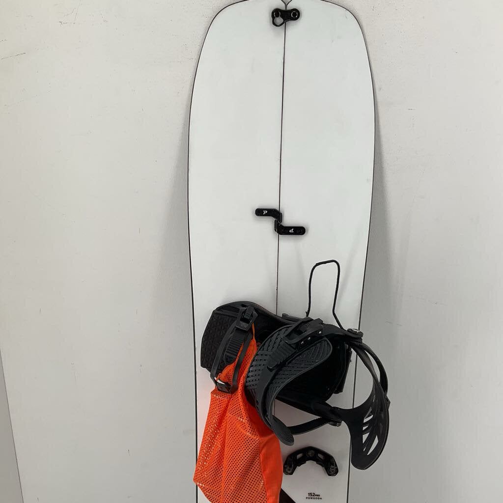 2022 Cardiff Powgoda Pro Carbon Split Snowboard w/ Union Explorer Splitboard Bindings w/ Union Crampons w/ G3xBurton Climbing