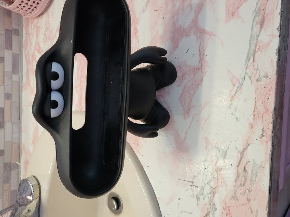 2012 Black Beats Pill Holder