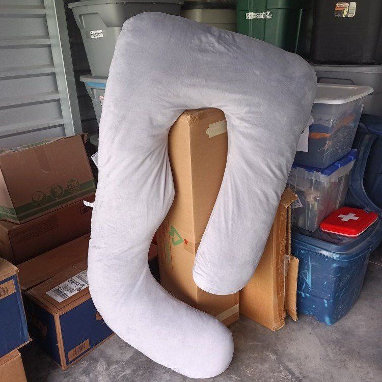 Pregnancy Pillow