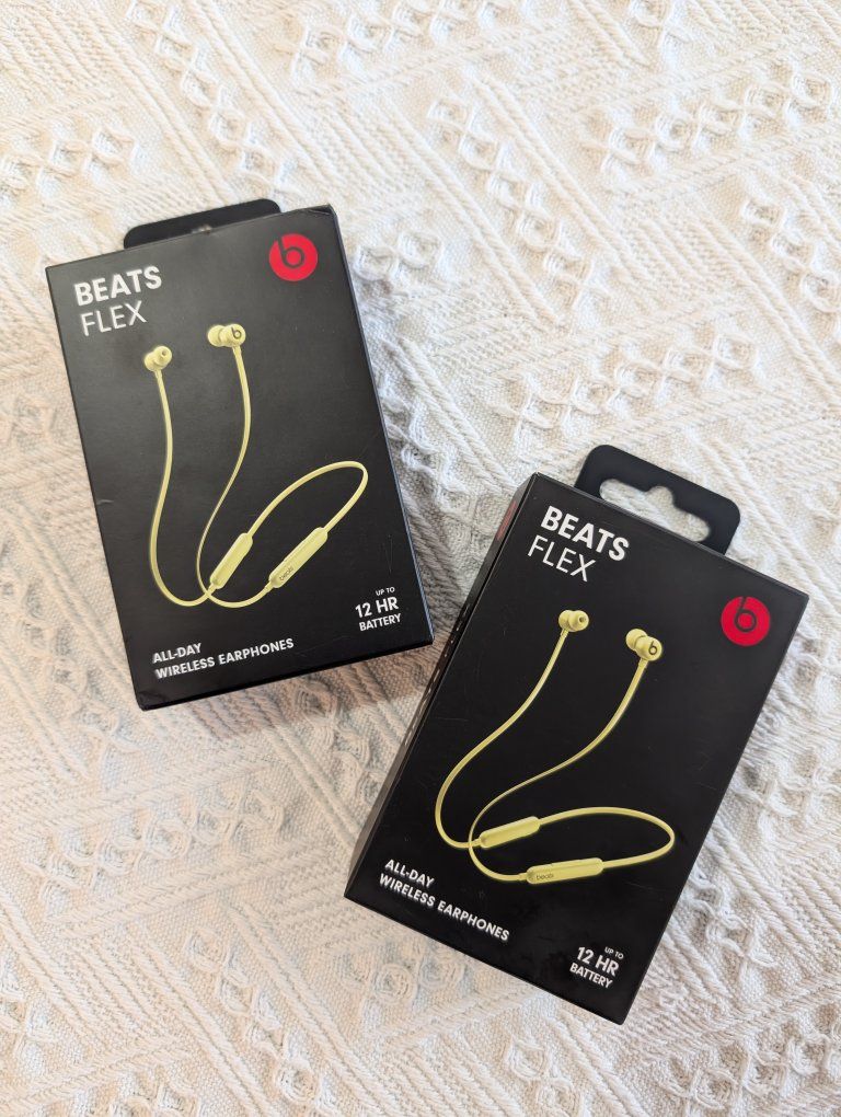 BEATS Flex Bluetooth Earphones 