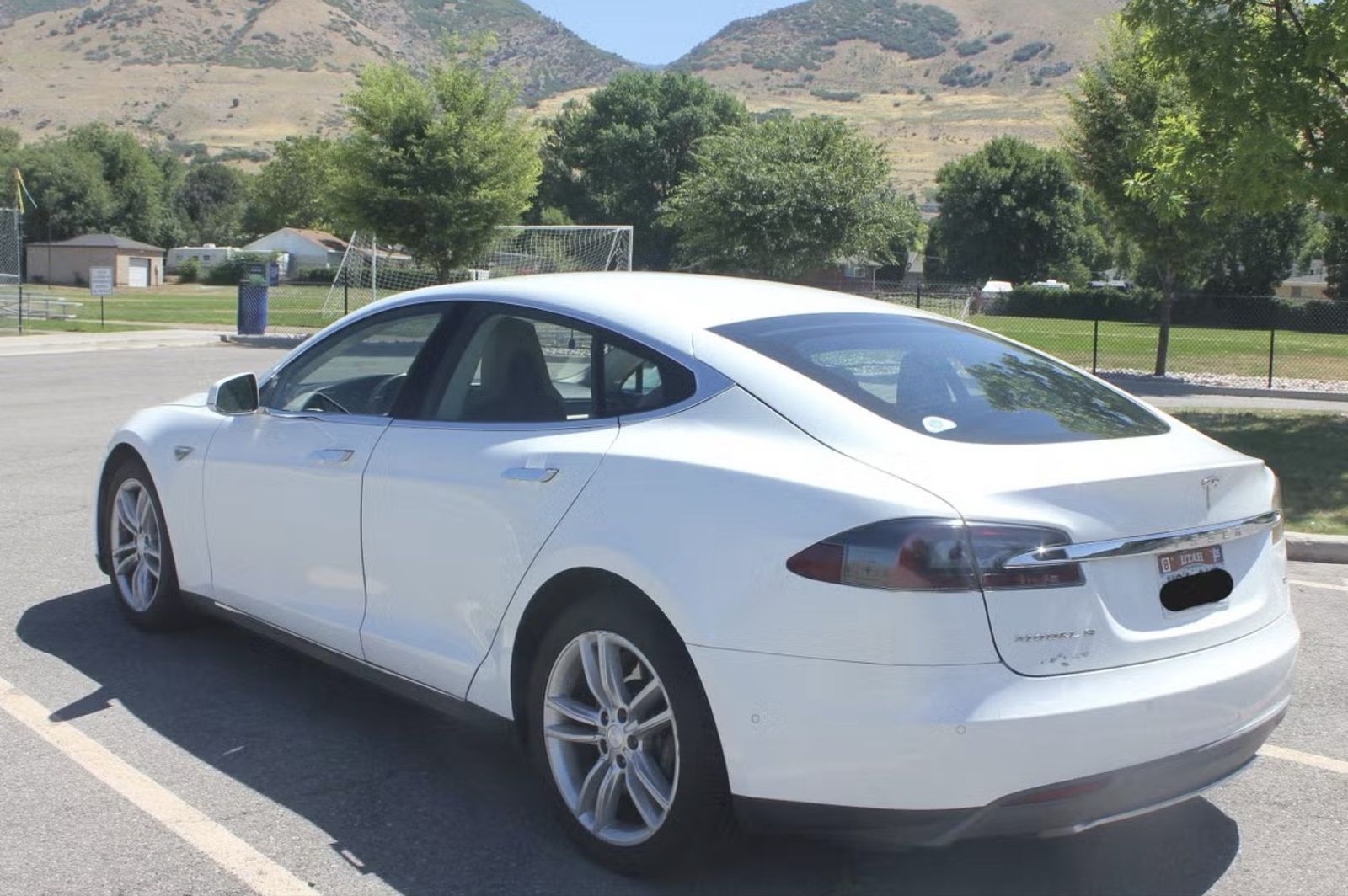 2014 TESLA MODEL S 60 kWh Battery