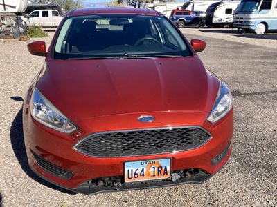 2018 Ford Focus SE Hatchback. Flat-towable, Tow-behind complete setup.