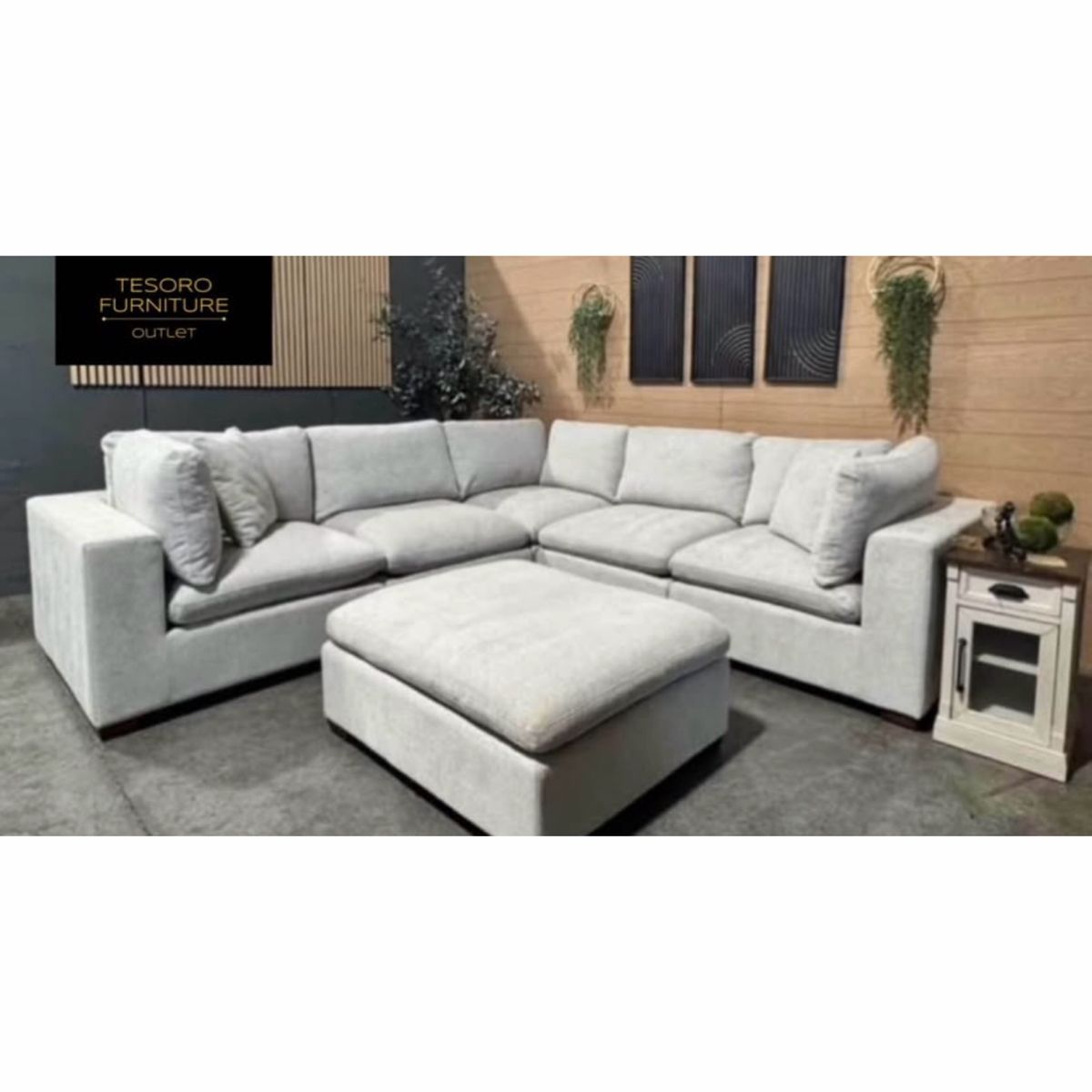 THOMASVILLE LOWELL MODULAR SECTIONAL WE OFFER DELIVERY
