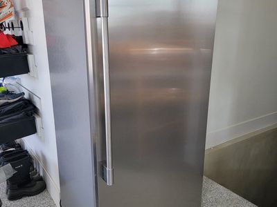 Frigidaire Professional FPRU19F8RFC All-Refrigerator Column, Stainless Steel, Excellent Condition