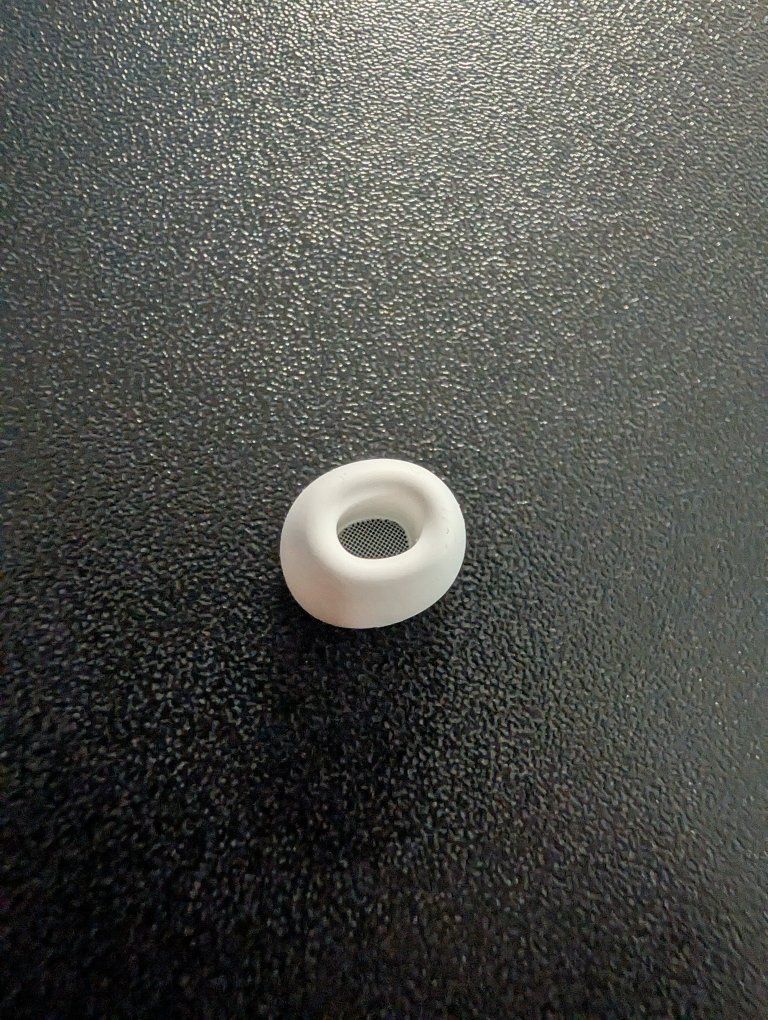 Replacement Ear Tip for Apple AirPods Pro (Medium)