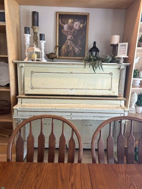 Piano, Antique