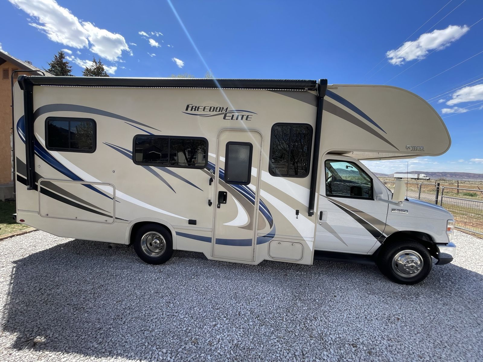 2018 Thor Freedom Elite 23H  Low Miles