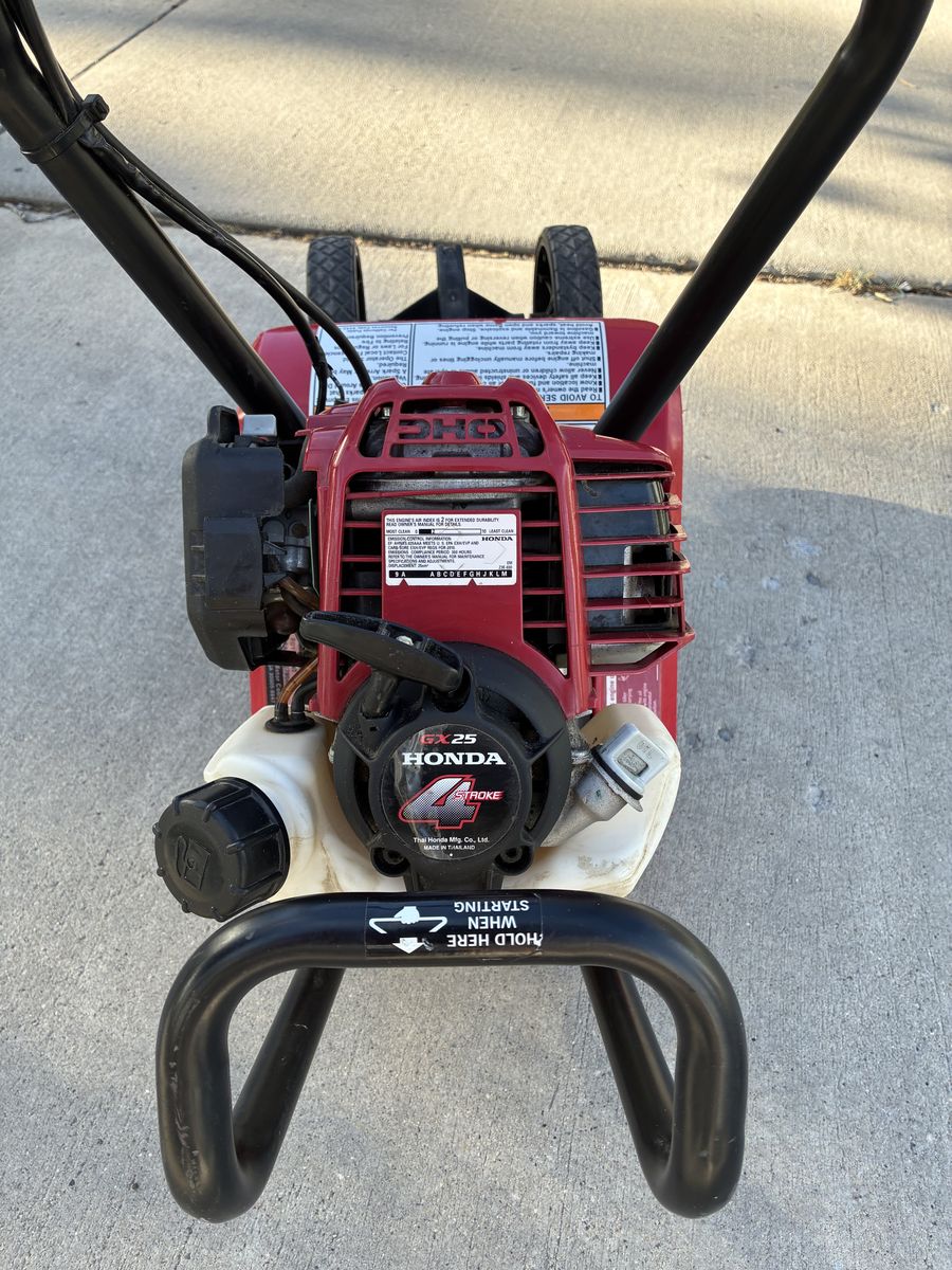 Honda FG110 25-cc Tiller
