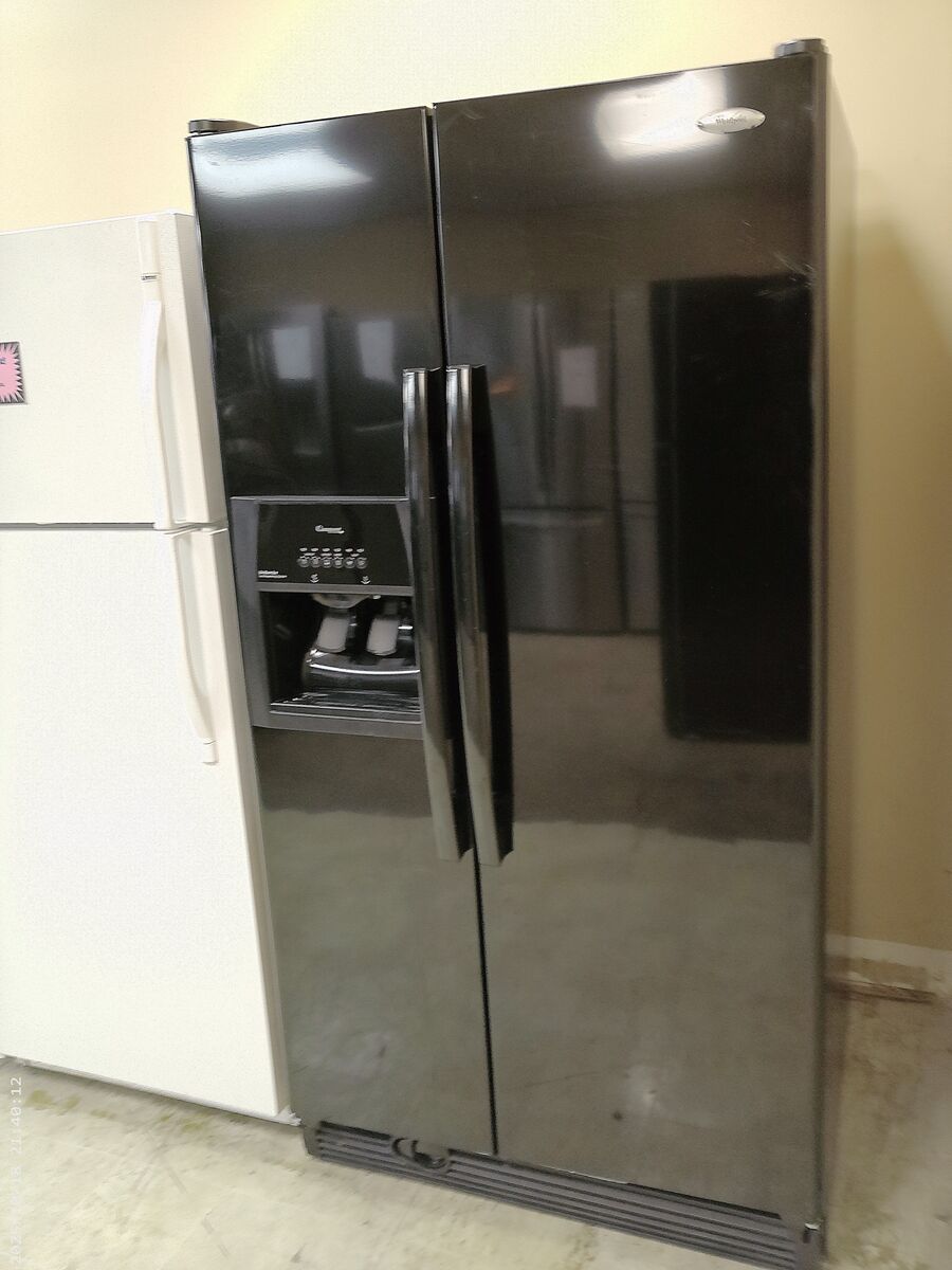 Black 25cf Side by Side~Water and Ice~90 Day Guarantee