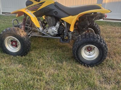 2001 Honda 400ex yellow