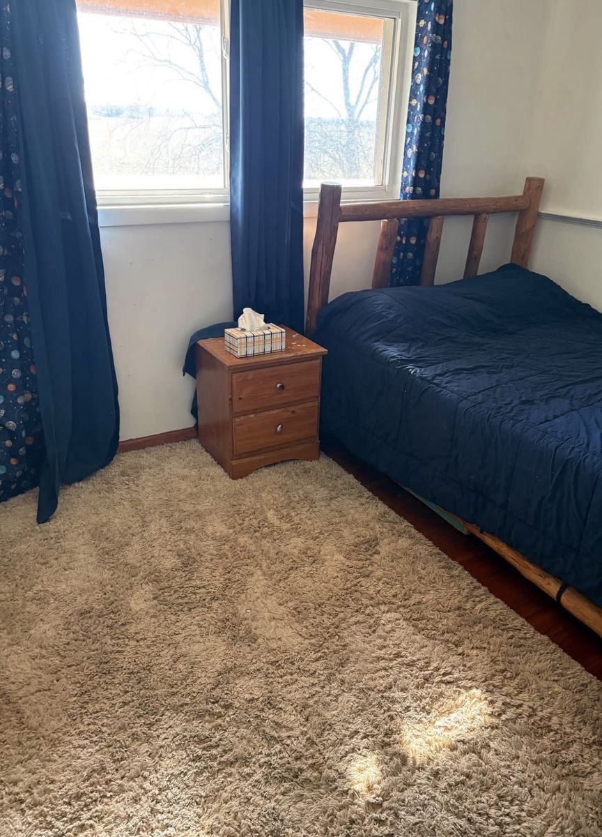 Fully furnished room for rent IMMEDIATELY!