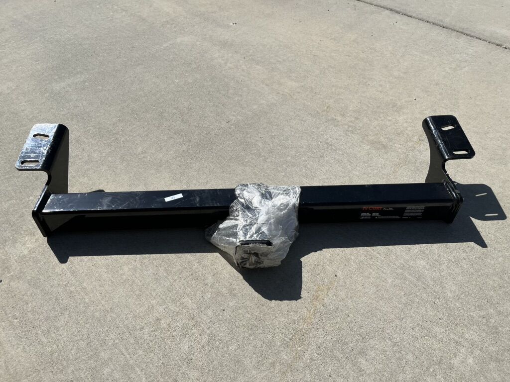 Curt Trailer Hitch for Toyota RAV4 1996-2005