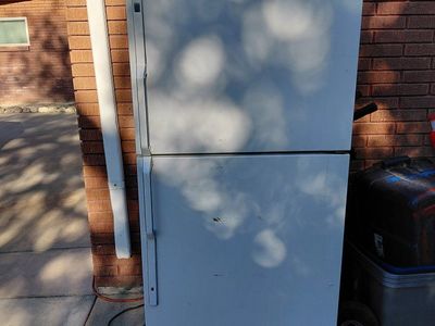 White Top-Freezer Refrigerator