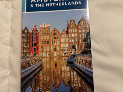 Rick Steves Amsterdam & The Netherlands Fifth Edition Travel Guide. 2025/2026 updated version.