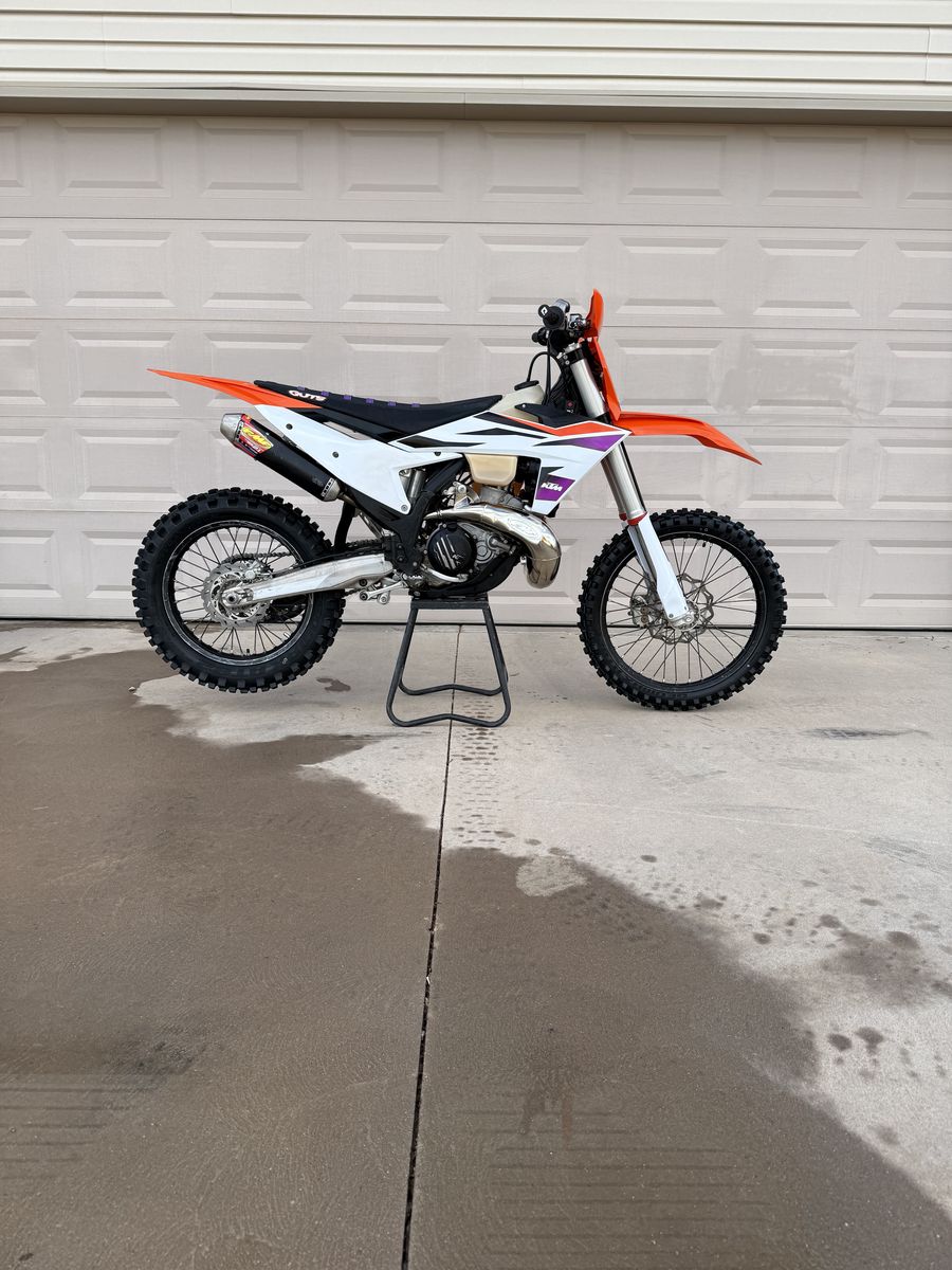 2024 KTM 300 XC