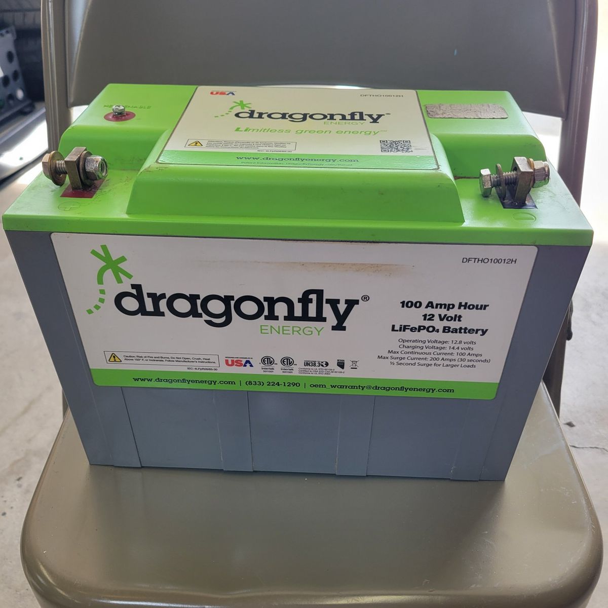 Dragonfly Lithium RV battery excellent condition