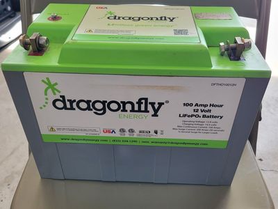 Dragonfly Lithium RV battery excellent condition