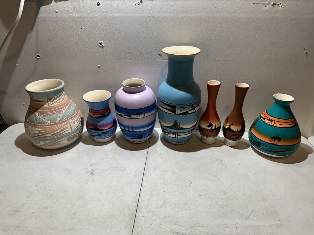 Navajo Pottery 7 Piece LOT