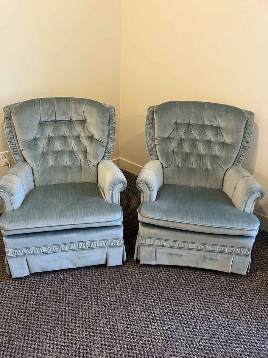 Vintage Blue Tufted Armchairs - Pair of Classic Upholstered Chairs