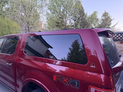 Leer 100XQ Sport Fiberglass Truck Cap (Ruby Red)