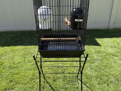 Large Bird / Parrot Cage with Stand & Accessories