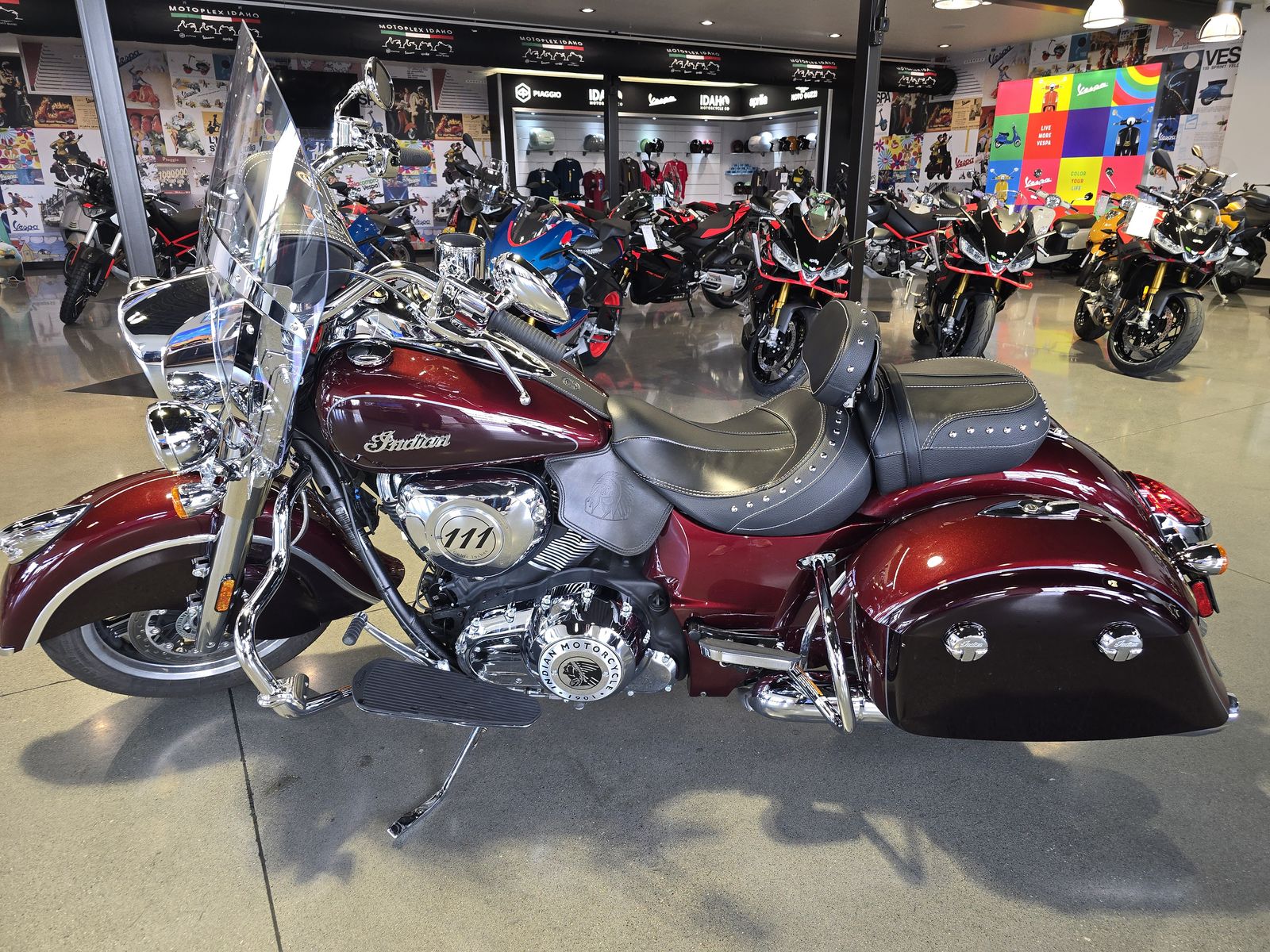 2022 Indian Springfield Two Tone  Low Miles! Extras!!!  Under 4000 Miles