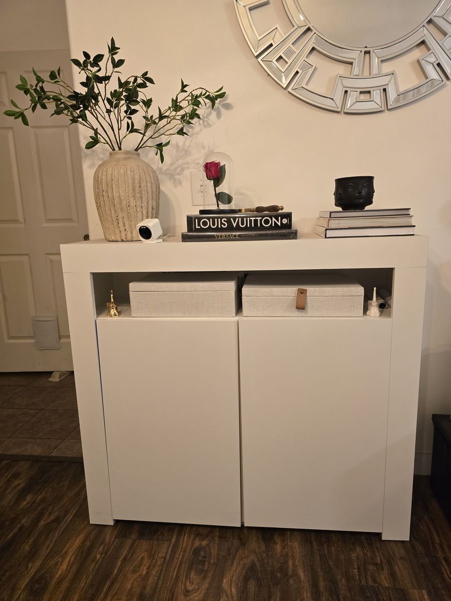 Sideboard